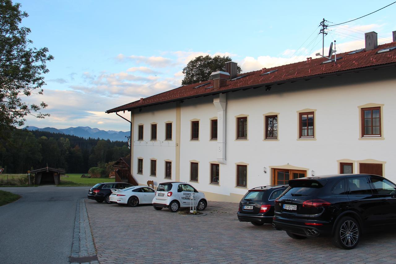Hotel Alpenblick Riedering Exterior photo
